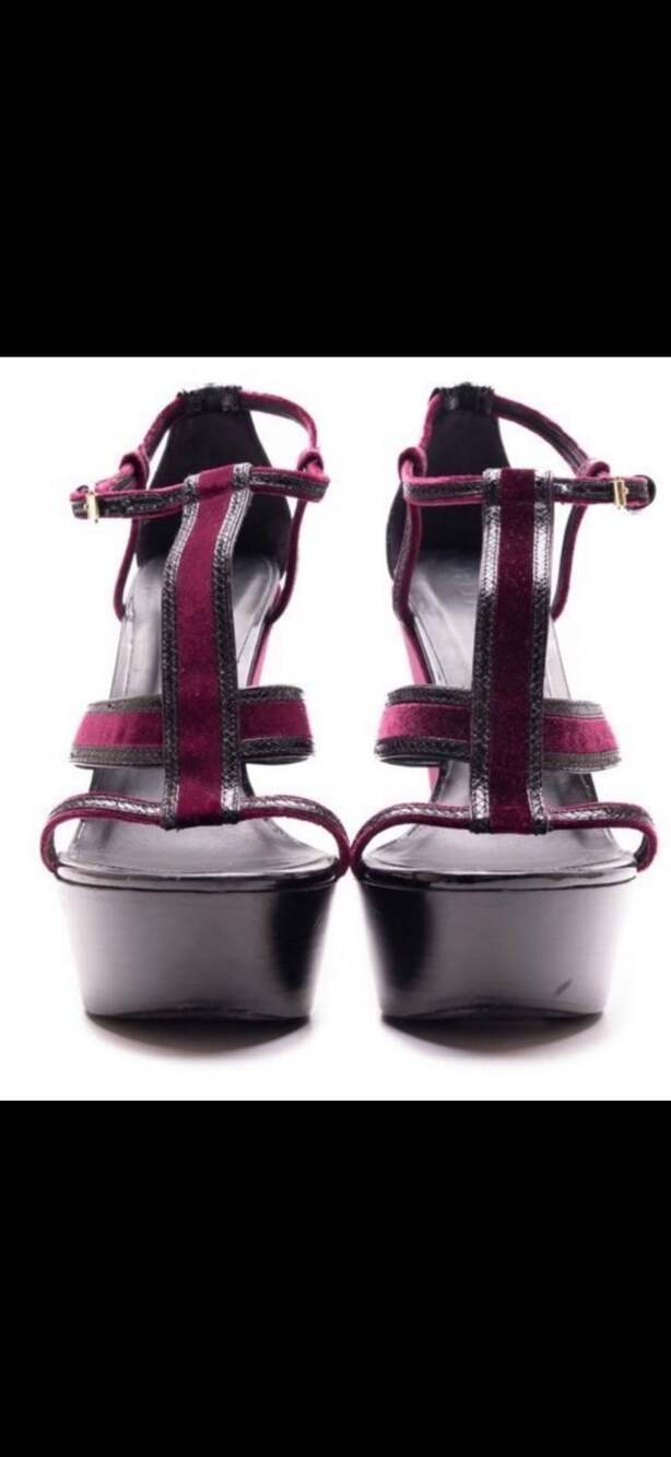 Burberry Wedge Platform Sandals Size 38.5 Burgundy Velvet T-Strap